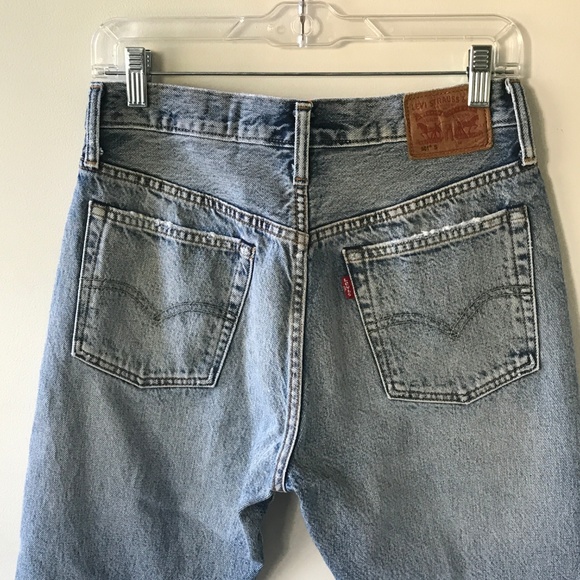 Limited Edition Levis - Picture 3 of 6